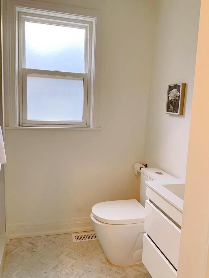 The Leaside Garden Guesthouse Toronto Bagian luar foto