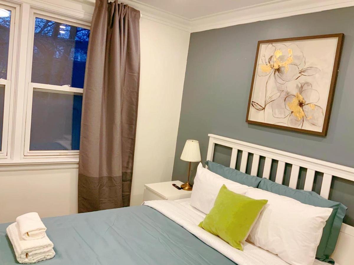 The Leaside Garden Guesthouse Toronto Bagian luar foto