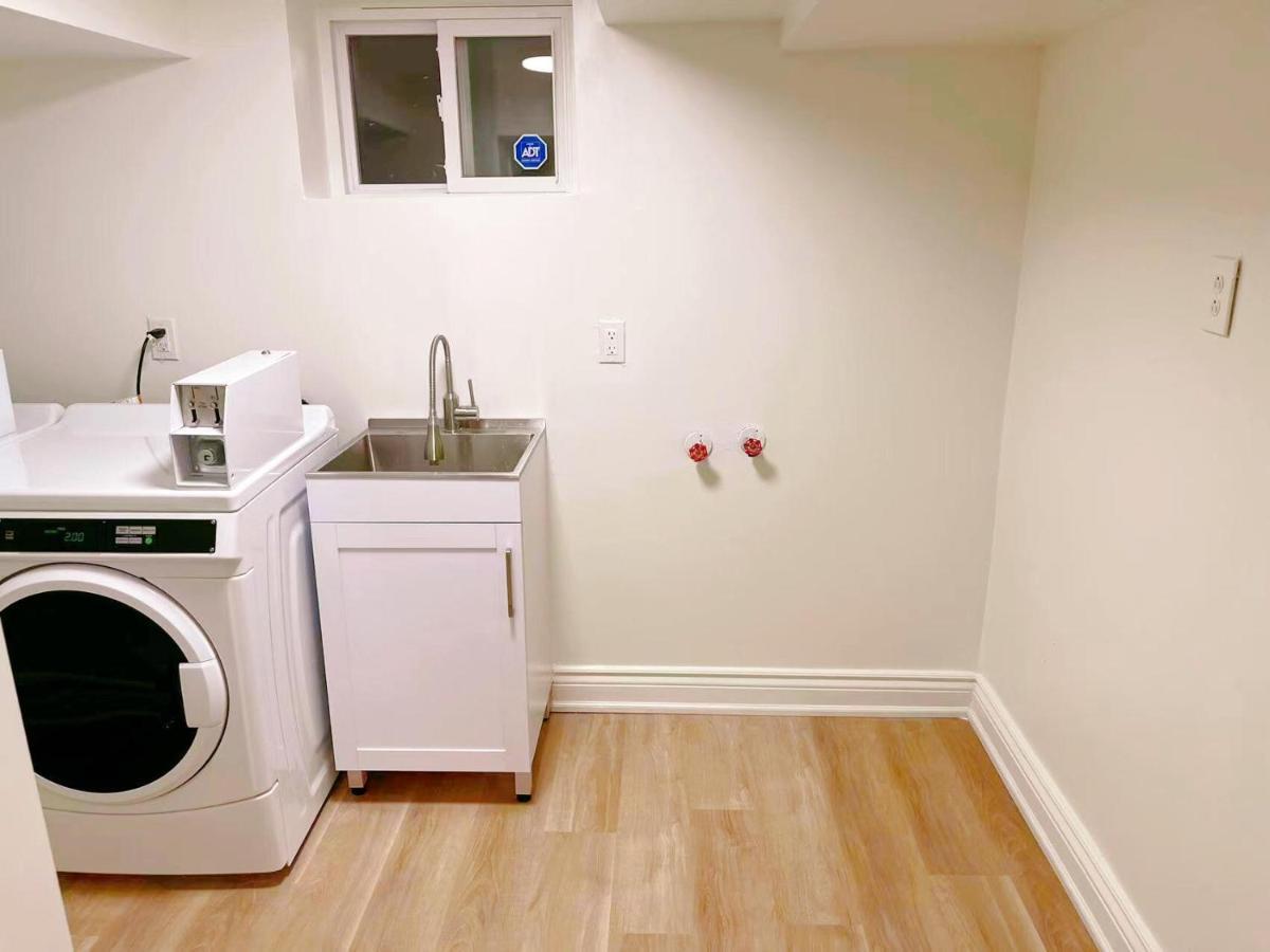 The Leaside Garden Guesthouse Toronto Bagian luar foto