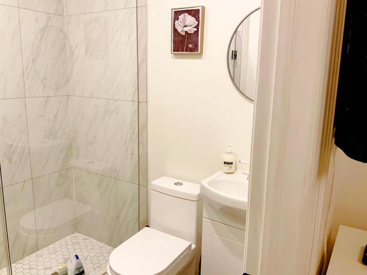 The Leaside Garden Guesthouse Toronto Bagian luar foto