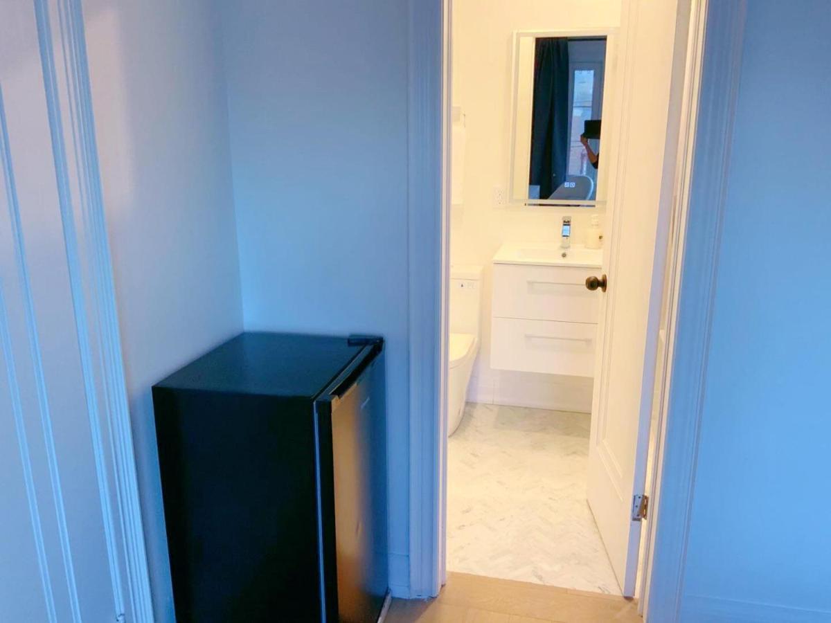 The Leaside Garden Guesthouse Toronto Bagian luar foto